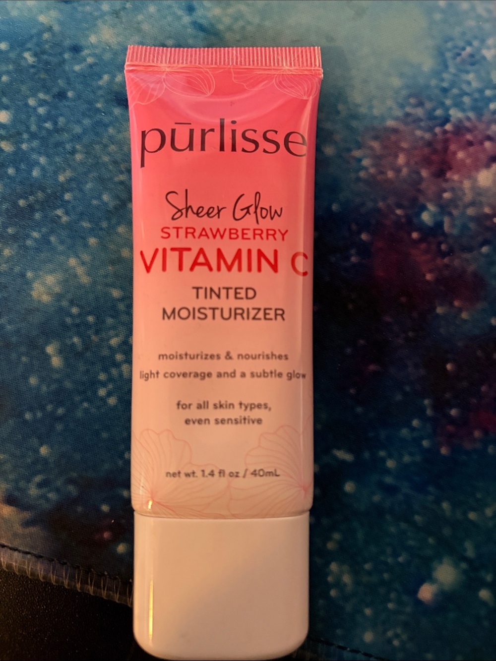 purlisse Sheer Glow Strawberry Vitamin C Tinted Moisturizer - pink and white